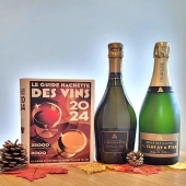Retrouvez nos deux cuvées sélectionnées dans le Guide Hachette des Vins 2024 - (page 507)

Brut Blanc de Blancs 100% Chardonnay. Trame aromatique typique du Chardonnay aussi bien en nez qu'en bouche. Novice ou connaisseur apprécieront cette cuvée exceptionnelle.
⭐️⭐️ Médaillé deux étoiles
(Vin remarquable)

La Part des Anges est un Blanc de Blancs issu de la vendange 2017, vieilli en fût de chêne. La forme particulière et la couleur automnale de la bouteille feront de vos fêtes des instants d'exception ! 
⭐️ Médaillé une étoile 

#guidehachettedesvins #guidehachette  #medaille #etoile #brut #blancdeblancs #chardonnay #fut #chene #champagne #bouteille #bulle #vineyard #champagneardenne #marne #bethon
